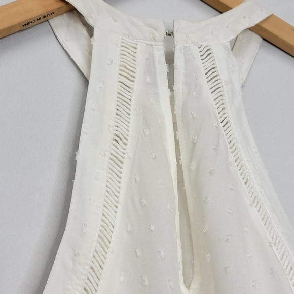 MOSSIMO Supply Co Razer Back Tank Top Key hole cut - Picture 9 of 11